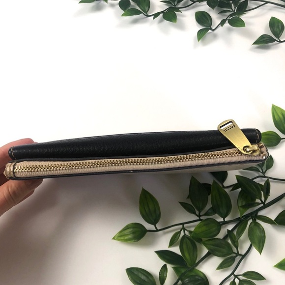 Fossil Preston Leather Colorblock Wallet - Picture 5 of 8